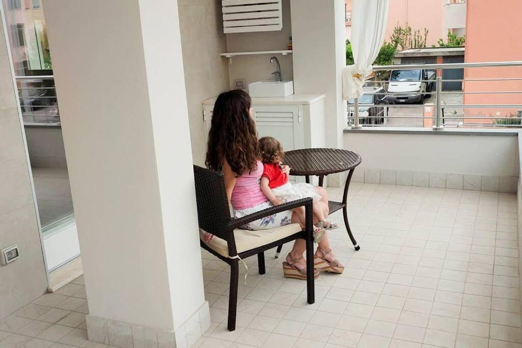 Lido Beach Apartments, Nuovi E Moderni, Vicino Alla Spiaggia アルゲーロ エクステリア 写真