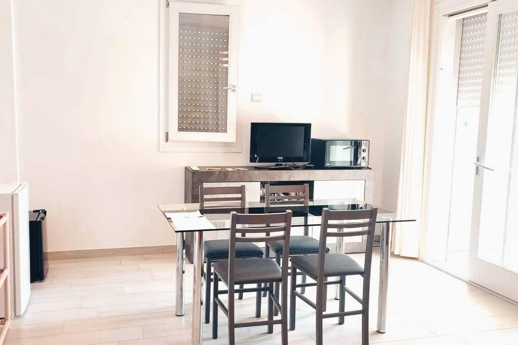 Lido Beach Apartments, Nuovi E Moderni, Vicino Alla Spiaggia アルゲーロ エクステリア 写真